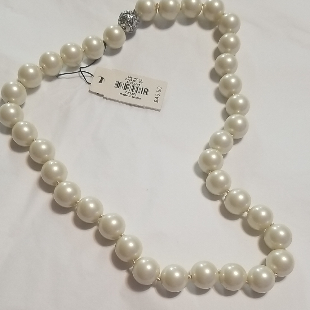 PEARLS, White 18" New With Tags, Rhinestone Clasp From Talbot's #52